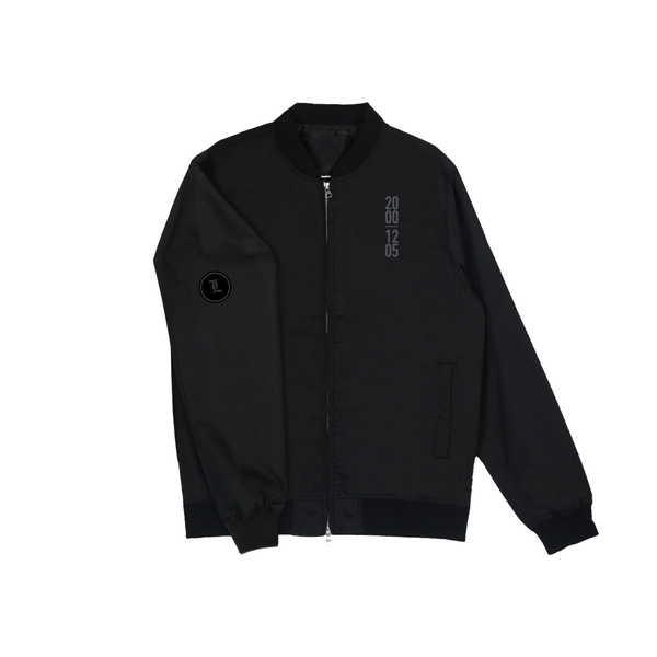 コードギアス 反逆のルルーシュ スタジアムジャケット 描き下ろしイラスト Casual Style ルルーシュ着用 ユニセックス Lサイズ 予約 再販 9月中旬 発売予定 O Trap Yahoo ショップ 通販 Yahoo ショッピング