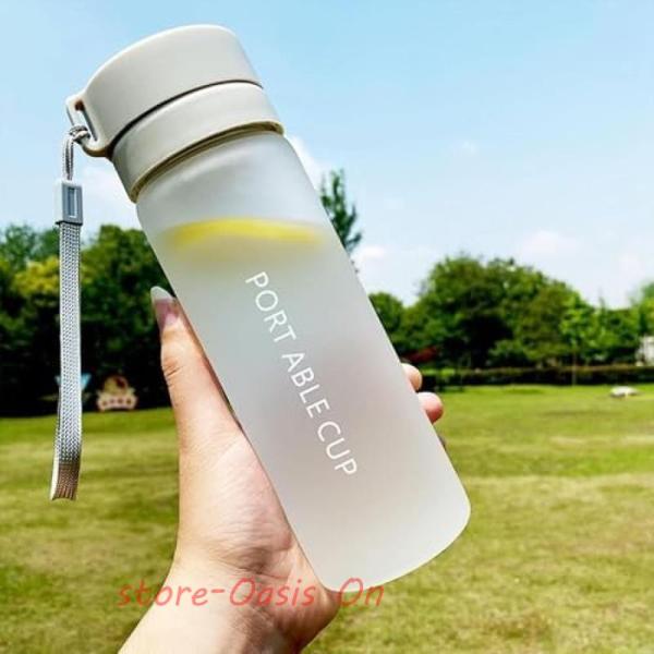 水筒 ウォーターボトル 600ml 魔法瓶 マグボトル 湯飲み ガラスティーカップ 茶こし付き 目盛り付き 密閉性が高い 漏れ防止 運動 通学