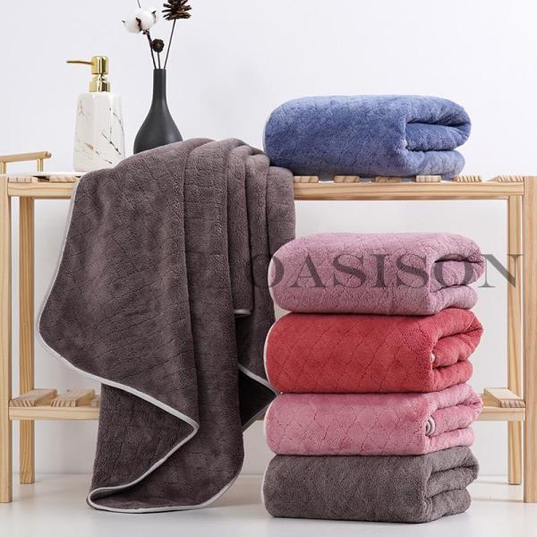 商品詳細   【仕様】   素材：マイクロファイバー　、ポリエステル サイズ：約 丈140×幅70cm　 お届け内容：ラージバスタオル 単品(1枚)　 約180cmの大判サイズだから、タオルケットやシーツ代わりにもお使いいただけます。ご家庭...