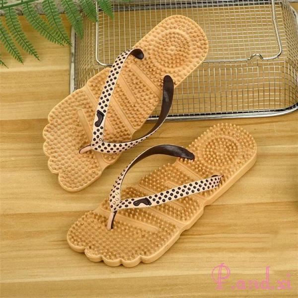 ■ 品名：健康サンダル■ 素材：PVC■ スタイル：自宅用/お風呂■ カラー：全4色■ サイズ：36-40■ 季節：春/夏/秋検索ワード：健康サンダル 健康スリッパ ツボ押し つぼ押し こり コリ ギフト 敬老の日 贈り物 グッズ ボディポ...