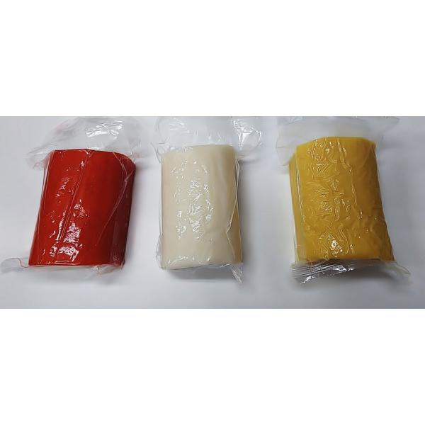 ※宅急便送料ご確認ください【赤かまぼこ】魚肉練り製品【内容量】300g【原材料】魚肉、卵白、砂糖、食塩、調味料、調味料（アミノ酸等）、焼成Ｃａ、着色料（赤3、アナトー、紅麩）　　　　　※製品中の黒点はさなかの皮で品質には問題ありません。【製...