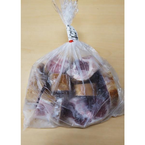 ※送料【お買い物ガイド】でご確認くださいませ。【商品名】沖縄県産　豚てぃびち【内容量】9〜10個　約1K