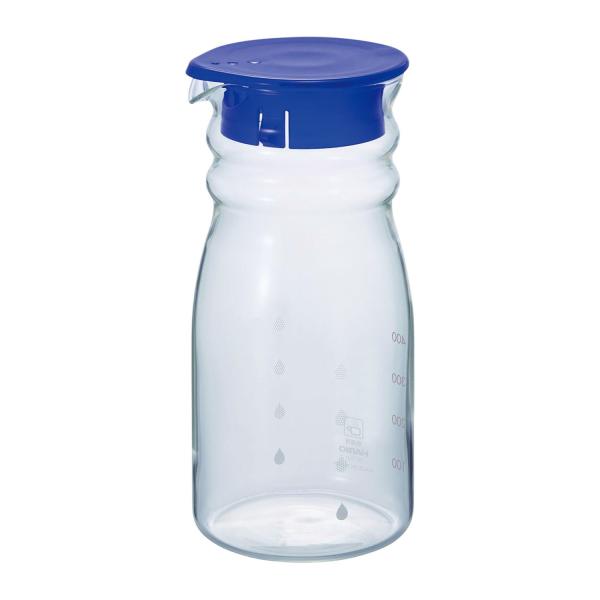 熱湯洗浄・食洗機使用OKです。口が広いので洗い易く、いつまでも清潔にお使いいただけます。持ちやすい形状で、冷蔵庫のドアポケットに収まるサイズです。実用容量 700ml※ガラスは割れるものです。洗浄やご使用時は丁寧にお取扱いください。本体:耐...