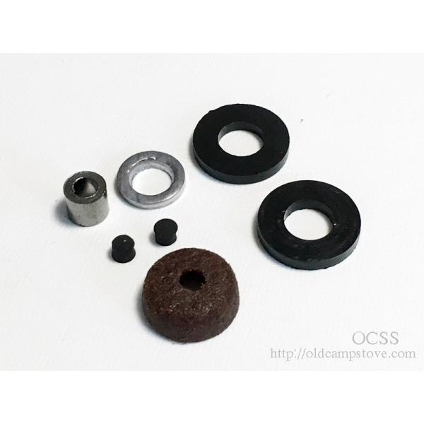 GENIOL ゲニールミリタリーストーブ用のメンテナンスキットゲニ箱ストには、元々付属品として専用のスペアパーツが付いていますが、ほとんどは劣化して使い物になりません。このキットをスペアパーツの入るＢＯＸの中に入れておくと将来的なメンテナン...