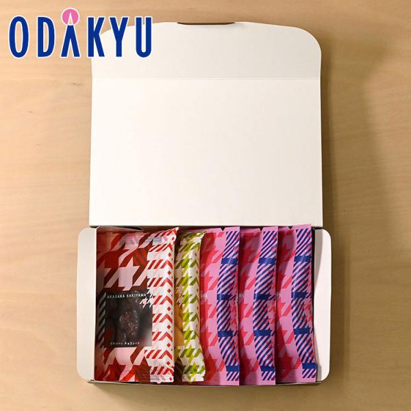 アルコール：不使用箱サイズ：縦20.3×横13.5×高さ6.0(cm)賞味期間：製造日より常温90日内容：プチハートのりしお・プチハートチョコレート×各1袋・ハートミックス×3袋