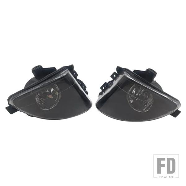 並行輸入品 1ペア フロントランプ フォグランプ  63177216887 63177216888 BMW F10 F18 535I 550I 528I 5シリ