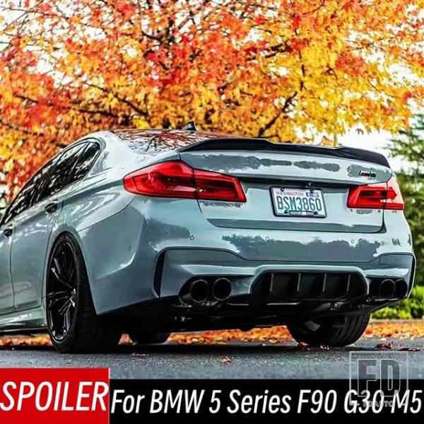 【並行輸入品】BMW 5シリーズ F90 G30 M5 520I 530I 540I M550I 2016-2023 CS スタイルカーボンリアトランクリッドス
