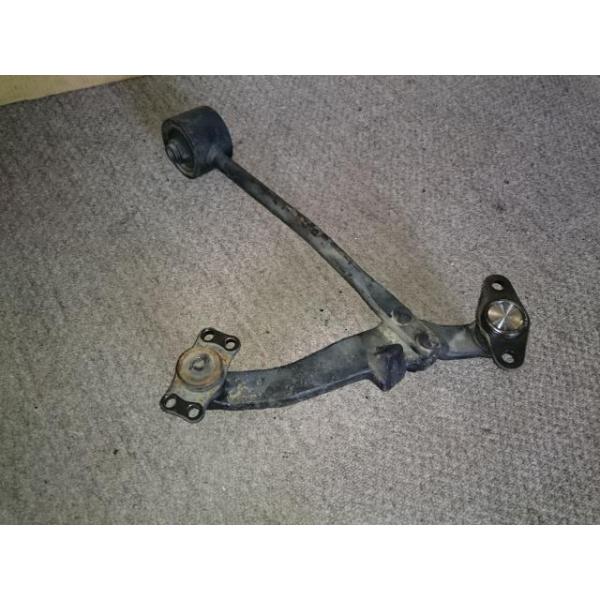 スカイライン（日産） スカイライン GF-ENR34 右Fロアアーム 2500 25GT