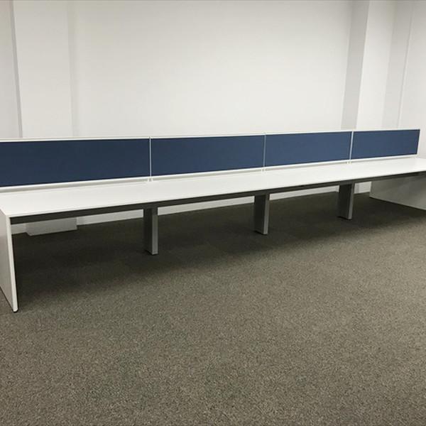 ■取り扱い番号DF-880084B■仕様メーカー : イトーキ製品名 : INTERLINK インターリンク色素材 : ホワイトW外寸 : 幅5604mm 奥行き1400mm 高さ720mm ランク : Bランク■特徴配線口:直線タイプ天板...