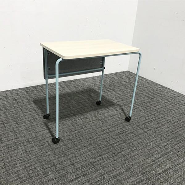 ■取り扱い番号DG-873610B■仕様メーカー : オカムラ製品名 : スクールデスク スプリント キャスター付 MT40AA MHJ3色素材 : プライズウッドライト外寸 : 幅700mm 奥行き450mm 高さ720mm ランク : ...