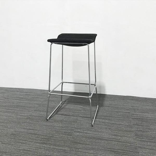 展示品□カッシーナ□Viccarbe□ラストミニッツ□スツール□2脚セット