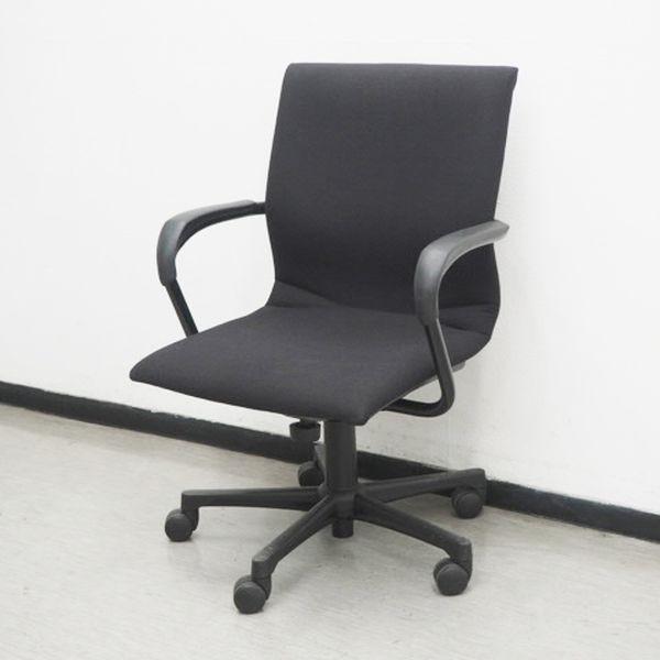 オフィスチェア 腰痛 椅子 プロテジェチェア Steelcase 中古 Io 826800c Io 826800c オフィス家具fit 通販 Yahoo ショッピング