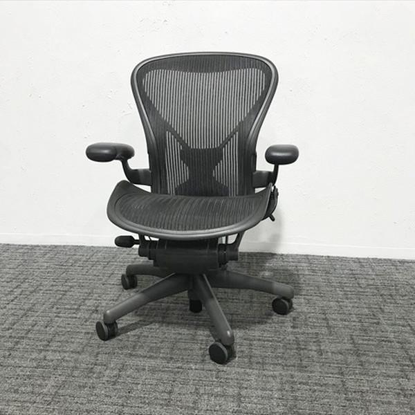 az　ハーマンミラー　アーロンチェア　Bサイズ　スタンダード　固定肘　中古品 ハーマンミラー アーロンチェア Bサイズ フル装備 ポスチャーフィット