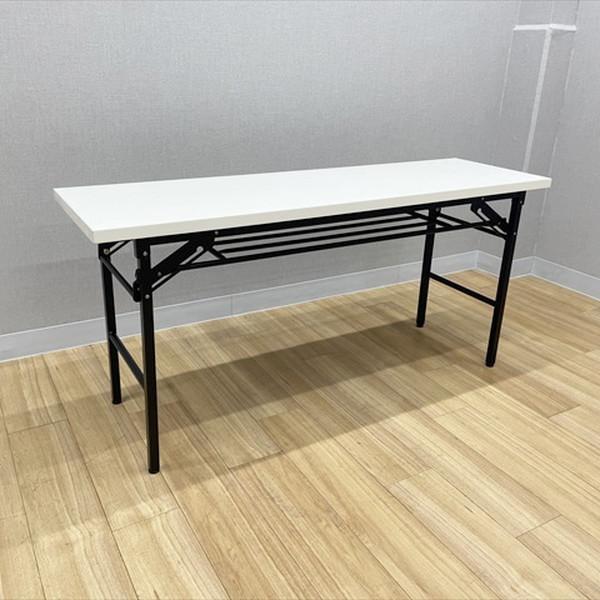 ■取り扱い番号TF-880081C■仕様メーカー : 井上金庫製品名 : 脚折式会議テーブル 棚付色素材 : アイボリー外寸 : 幅1500mm 奥行き450mm 高さ700mm ランク : Cランク■特徴スライド式天板:低圧メラミン樹脂化粧板