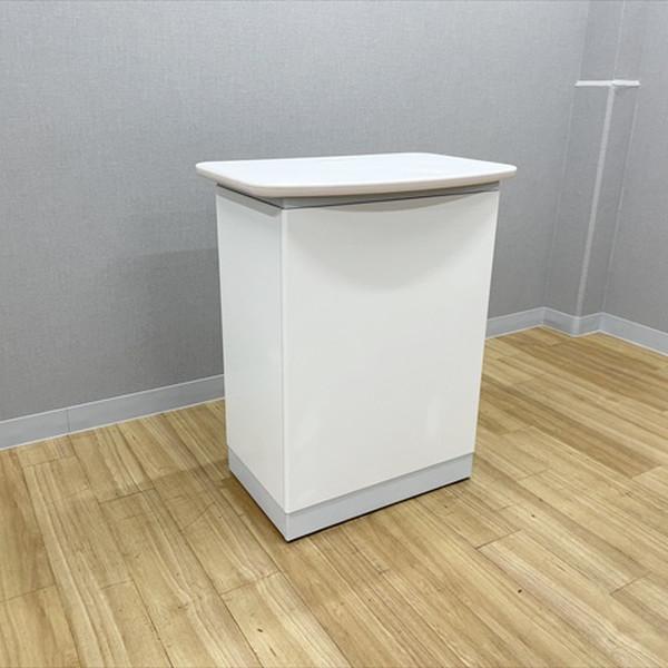 ■取り扱い番号UI-878265B■仕様メーカー : オカムラ製品名 : インフォメーションカウンター SG 4G20ZZ MF45色素材 : オールホワイト外寸 : 幅800mm 奥行き520mm 高さ980mm ランク : Bランク■特...