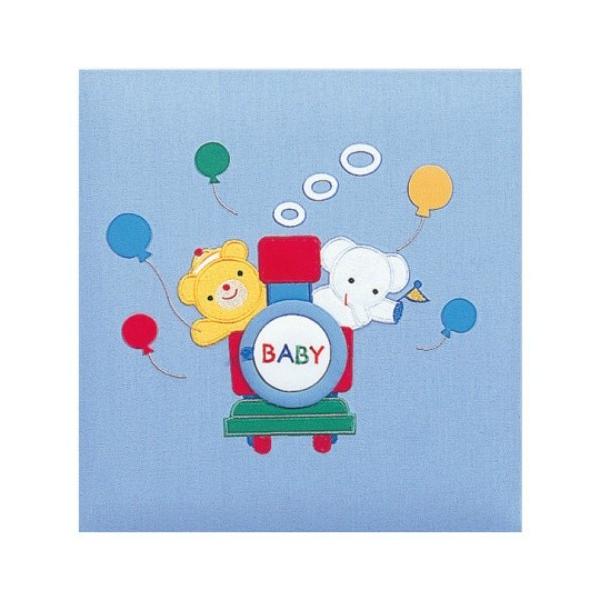 ■本体：タテ335×ヨコ325×背巾40mm■函：366×357×50mm■布地表紙■Ｌサイズ・プラコートアートフル台紙（クマ柄）10枚■育児記録6頁■タイトルカード付（誕生クマ/A）■オルゴール付（曲名：イッツ・ア・スモールワールド）■化...