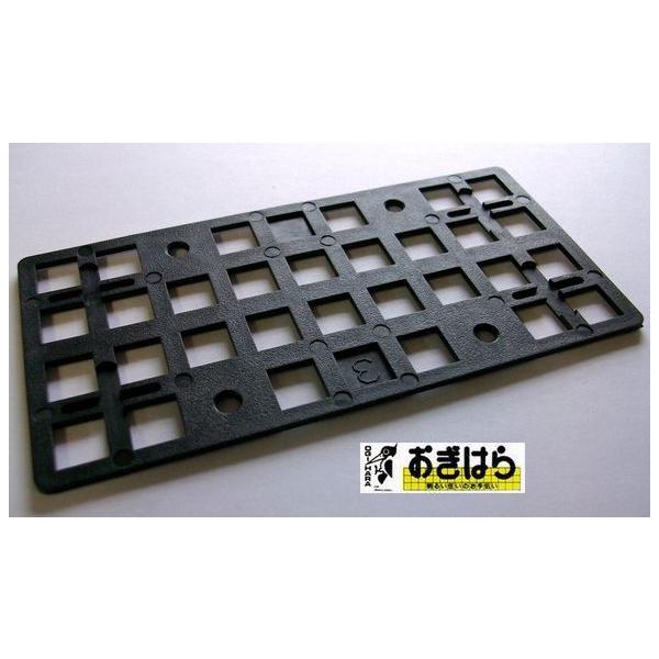 [Release date: December 17, 2014]コンクリート二次製品の不陸調整、標識、ガードレール、塩ビパイプ等の施工時のレベル出しに。・重ねて使用してもズレない様、製品の表裏に凸凹の突起をつけています。（十型）・固定に便...