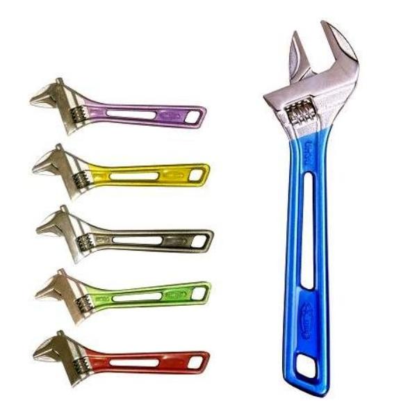 ���u�e�b�N�X�@�n�C�u���b�h�����L�����`�@�X�P���g���@UM30