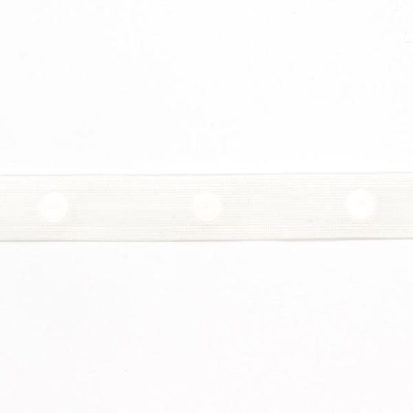 ●サイズ：スナップ直径10mm、テープ幅20mm※数量1＝10cmでスナップが2個分になります。【商品の詳細】スナップボタン付きテープです。10mmサイズのスナップボタンが50mmピッチで付いています。テープを直接縫い付けるだけです。ベビー...