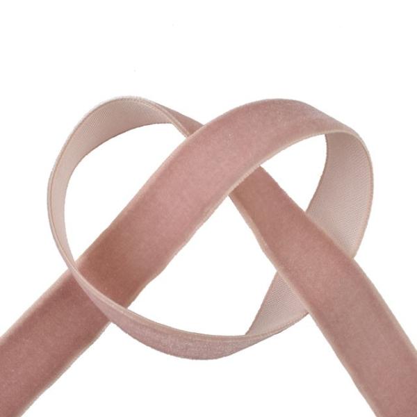 ●素材：表 レーヨン100%・裏 ナイロン100%【商品の特徴】アクセサリー作り、ドレスなどの装飾にも使える、高級感のある片面ベルベットリボン。＜ご注意＞・製造の工程上、1反の中に繋ぎ目が入る事があります。・1反10mです。10m以上の場合...