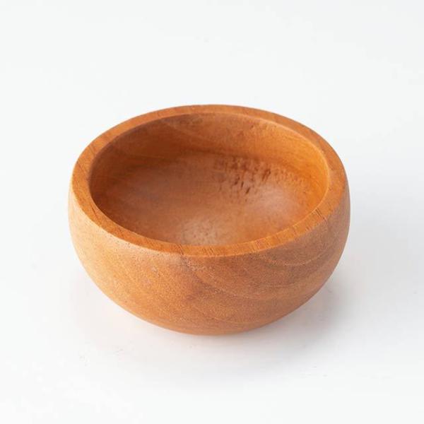 ●材質：木●サイズ：外径…約5.6cm　作品部分…約4.7cm【商品の詳細】お好きな柄の布や、刺しゅう作品などで、オリジナルのピンクッションがお作りいただけます。