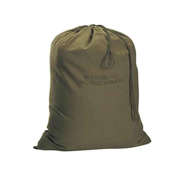 色：オリーブドラブミリタリースタイルのバラックバッグ。コットン100%製。紐を引いて開け閉めします。金属製のハトメ付き。24インチ*32インチ。ホーム＆キッチン:収納用品