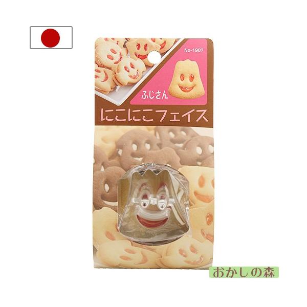 パソコンの方はこのまま下にスクロールすると商品の詳細が確認できます。スマートフォンの方は、↓『商品情報をもっと見る』を押して詳細やサイズの確認ができます。