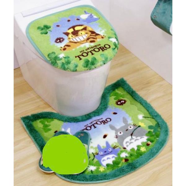スタジオジブリとなりのトトロ  2点セット トイレマット ふたカバー 普通洗浄兼用  トトロ達がクローバーの中で遊ぶ おしゃれ プレゼント 引越し祝い 新築祝い