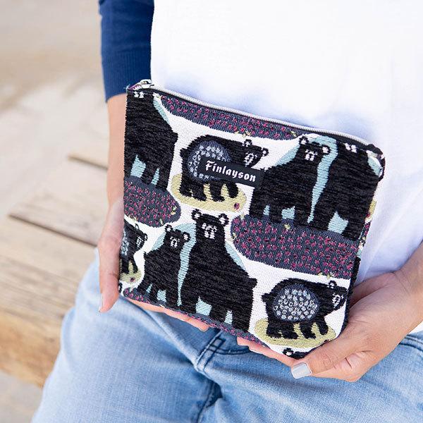 フィンレイソン オッツォ 舟形 ポーチ 熊が全面にデザインされた可愛いフラットポーチ Finlayson 化粧ポーチ コスメポーチ 整理 小物入れ 通帳入れ ファスナ Fin 北欧雑貨 ハンドメイド Okayu Labo 通販 Yahoo ショッピング