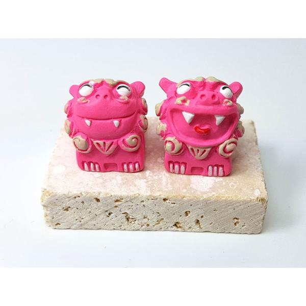 返品可 アロマ シーサー ちび助 ピンク 送料0円から 沖縄 ギフト お土産 魔除け 置物 Buyee Servis Zakupok Tretim Licom Buyee Pokupajte Iz Yaponii