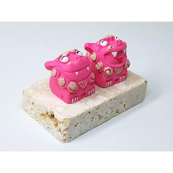 返品可 アロマ シーサー ちび助 ピンク 送料0円から 沖縄 ギフト お土産 魔除け 置物 Buyee Servis Zakupok Tretim Licom Buyee Pokupajte Iz Yaponii