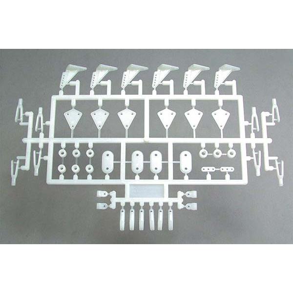 リンケージに必要なパーツをまとめた、便利なプラスチックパーツのセット。コントロールホーンやロッドエンドなど、これ一つでほとんどのリンケージが完了します。セット内容1.8mm用クレビス ...............8クイックキーパー ......