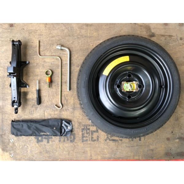 T105/70D14 応急 タイヤ 車載 工具 プレオ スバル 純正 スペアタイヤ