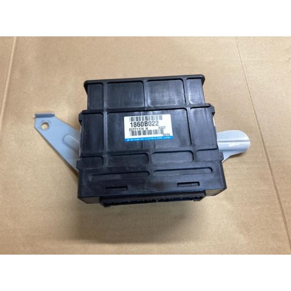 ２ＴＧＥＵ用　エンジンコンピューター エンジン コンピューター ジャンク ekワゴン H82W ミツビシ 純正 3G83