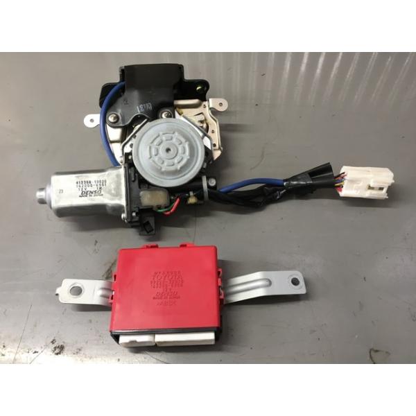 バックドア　イージークローザーモーター バック ドア イージー クローザー マークII GX115 トヨタ 純正 89222