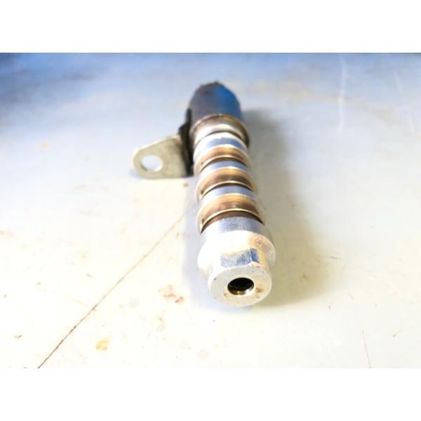 オイル コントロール VVT 可変 ソレノイド バルブ セレナ FC26