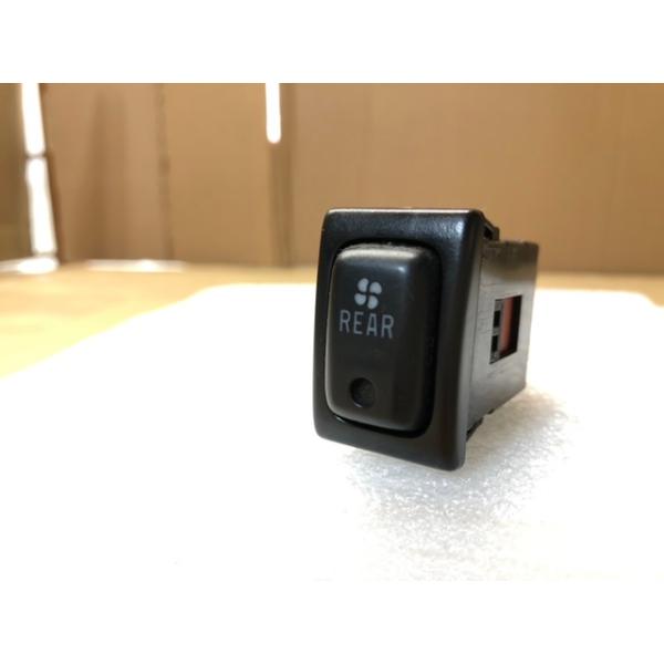 リア ヒーター スイッチ エブリィ ワゴン DA52W スズキ 純正 74360