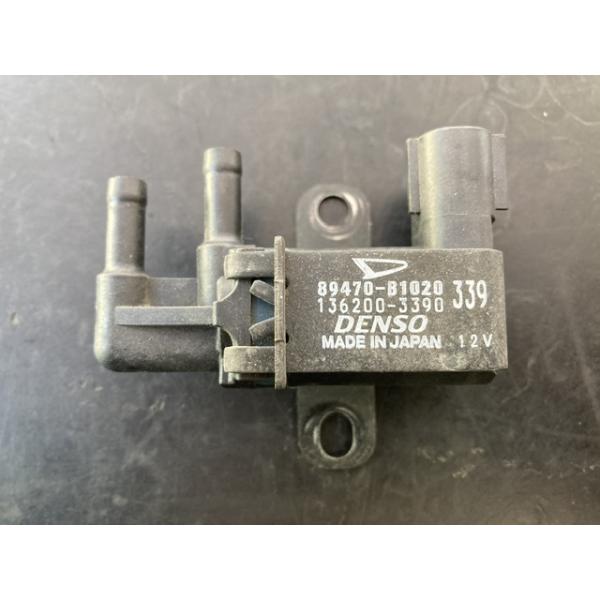 ととと　他の方のご購入はご遠慮下さい 89470)バキュームスイッチング バルブASSY ダイハツ ダイハツ