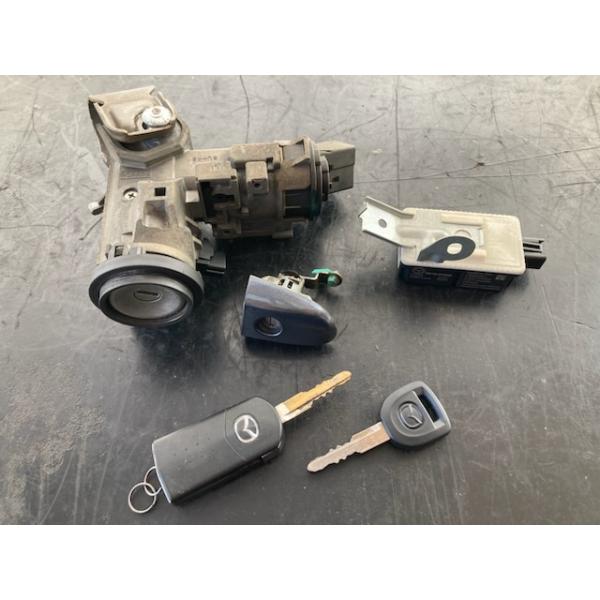 三菱 GTO 後期 Z15A/Z16A キーシリンダーセット 三菱 GTO 後期 Z15A/Z16A キーシリンダーセット Z15A 三菱 GTO 純正