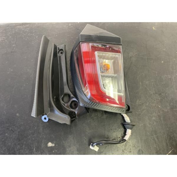 テール ランプ 左 ミライース LA350S ダイハツ 75578-B2060 20523L