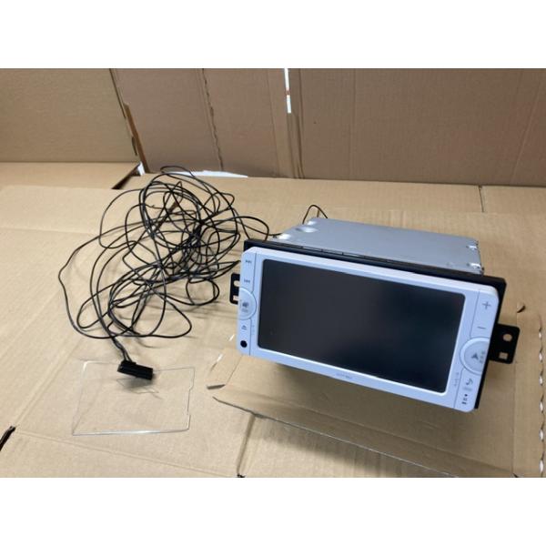 ダイハツ　ナビ　CN-LR820DDA 地図2019年 ダイハツ純正ナビ 全地図更新/2024年度版（NSZN-Y71DS