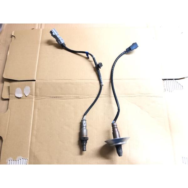 O2 センサー 上 下 セット アクア NHP10 トヨタ 1NZ-FXE 89467-52080