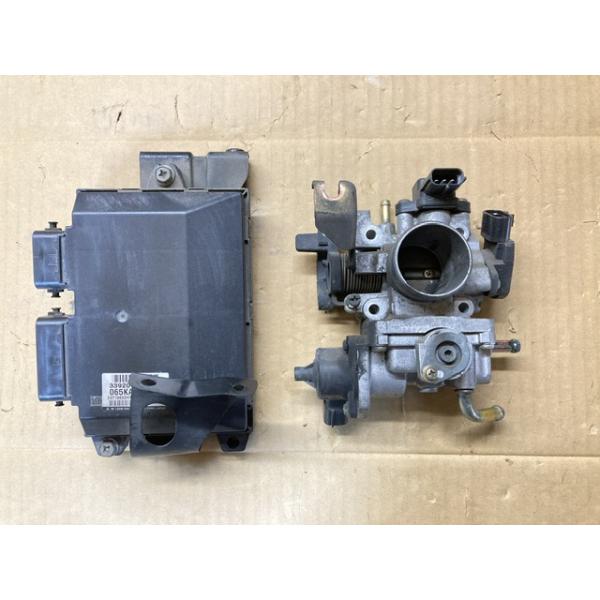 スロットル ボディ エンジン コンピューター ワゴンR MH21S スズキ K6A