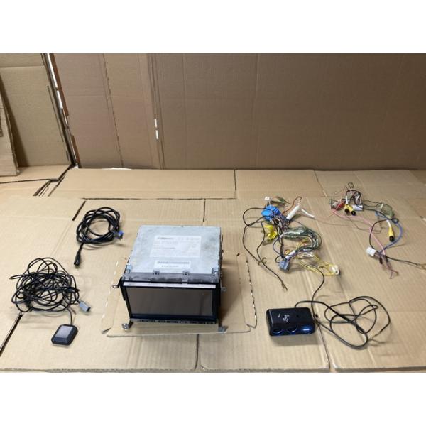受け渡し決定。パナソニック ストラーダ CN-MW250D メモリーナビ カーナビ CD DVD  フルセグ メモリー ナビ CD DVD パナソニック ストラーダ CN-MW250D ワゴンR