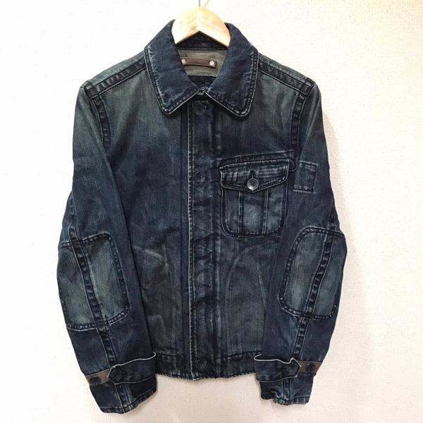 old-sneakers_y10515dd