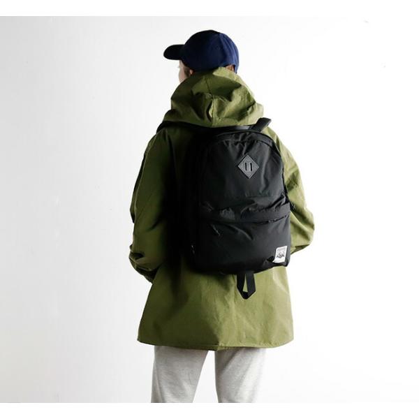 Mt RAINIER DESIGN WORKS デイパックリュック グレー Mt RAINIER DESIGN WORKS マウントレイニアデザインワークス