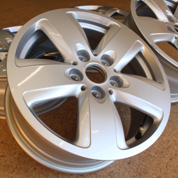 スタッドレス  1シリーズ(F40)ミニ F54 純正スタースポーク517 MINI（ミニ） BMW MINI F54 純正 スタースポーク スタイリング 517 16