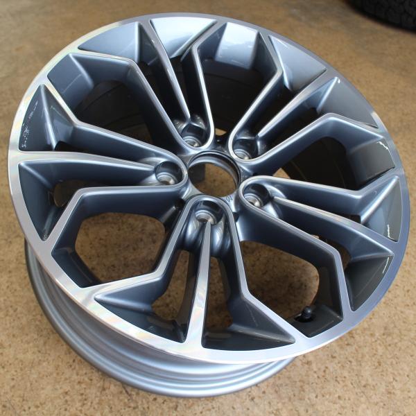 BMW 18インチホイール 8J ET52 M235 BMW 18インチホイール 8J ET52 M235 BMW 18インチホイール 8J ET52 M235