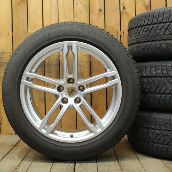 ポルシマカン　19インチ ピレリタイヤ付きホイールセット PORSCHE（ポルシェ） マカン 純正 空気圧センサー付 19インチ 2021年製