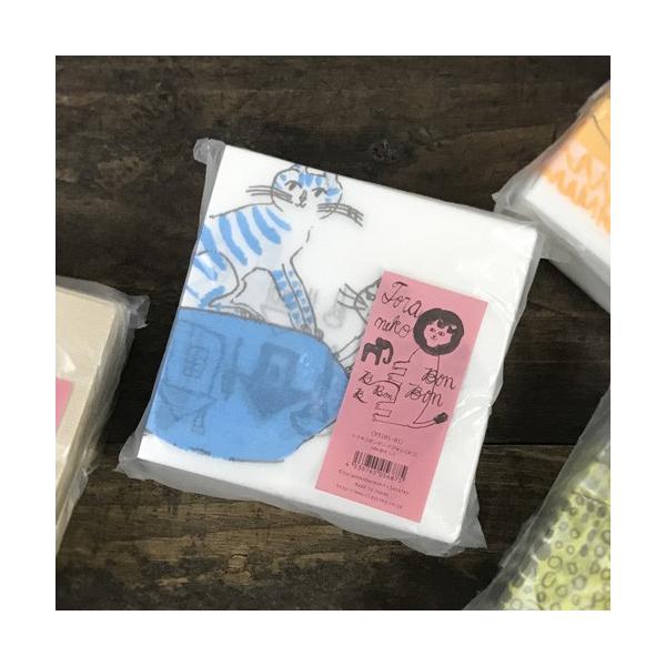 旅するレストラン・トラネコボンボンを主宰する料理人、中西なちおさんデザインのペーパーナプキンです。ユーモアあふれる動物のイラストで、ちょっとしたおもてなしやピクニックなどが楽しくなりそう。紙ナプキンの柄は直接食べ物をのせていただいて大丈夫な...